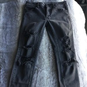 American Eagle Super Stretch Jegging Destroyed